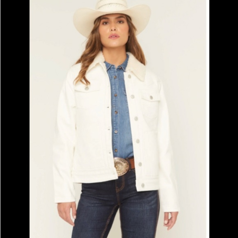 Vanilla Jeans Women's Cream Bomber Jacket